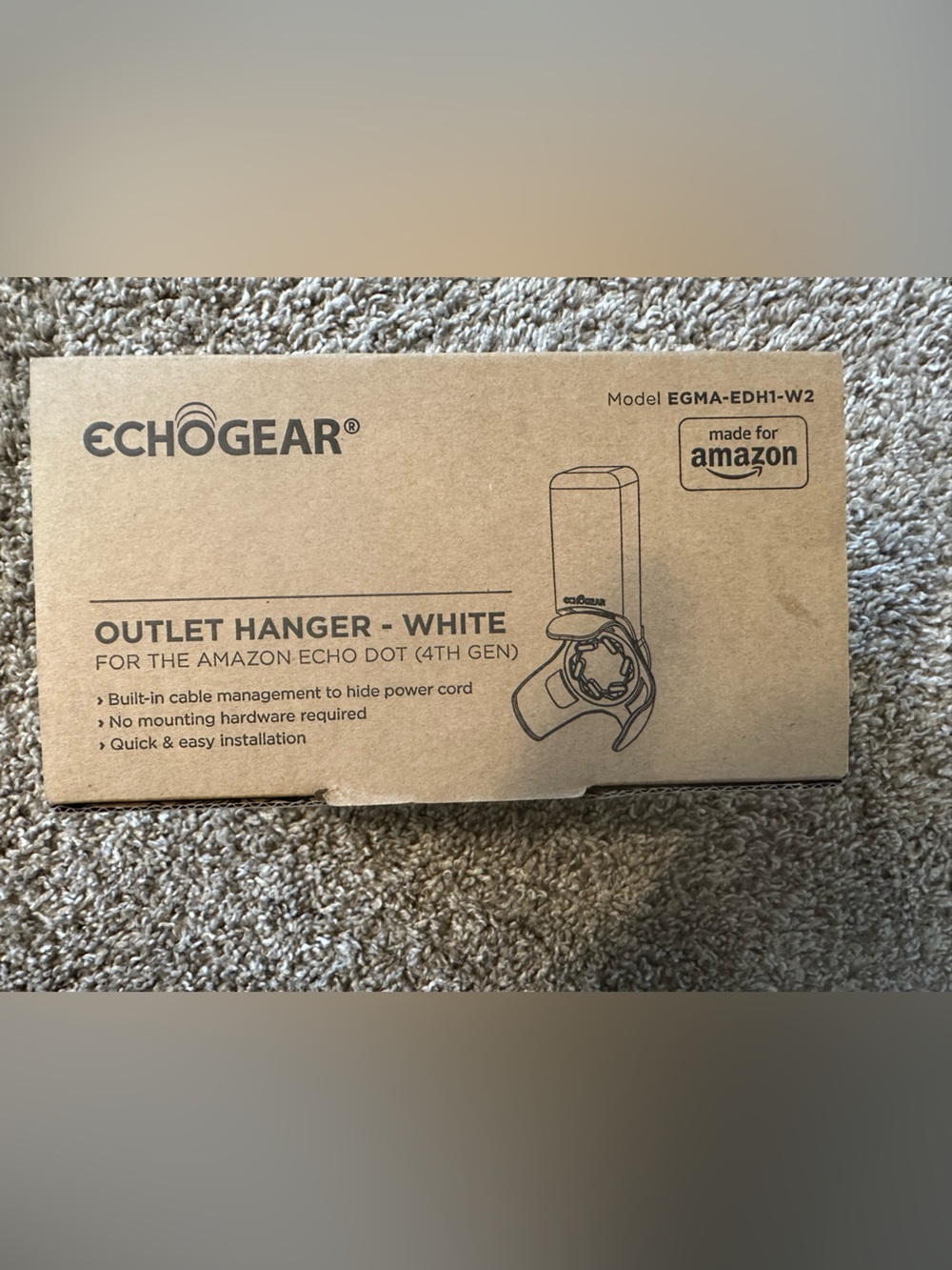 White Outlet Hanger for Amazon Echo Dot (4th Gen)